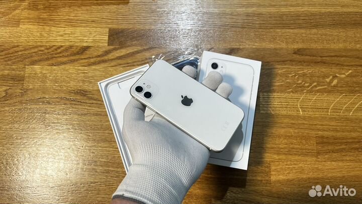 iPhone 11, 128 ГБ