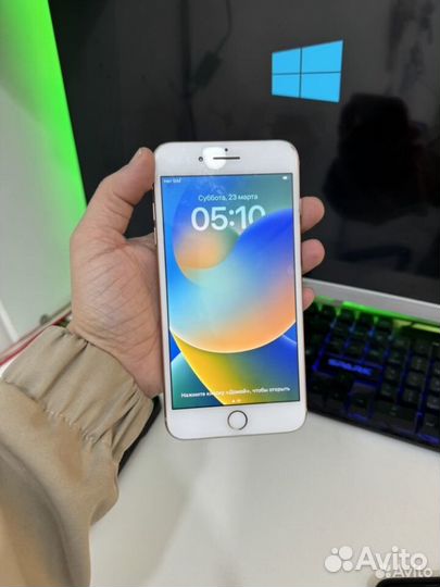 iPhone 8 Plus, 64 ГБ