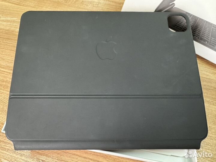 Клавиатура Magic Keyboard iPad pro 11