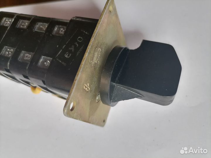 Переключатель коммутационный универсальный