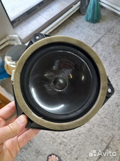 Продается динамик лексус gs 300,350,430