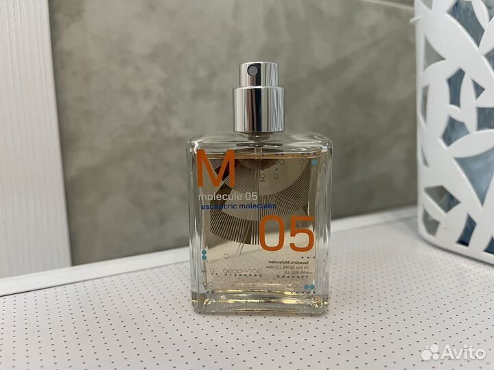 Туалетная вода molecules 05