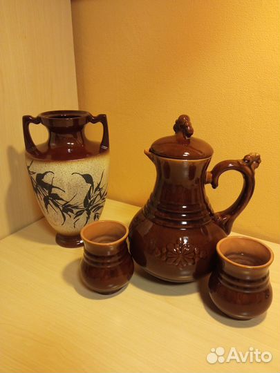 Ваза и кувшин