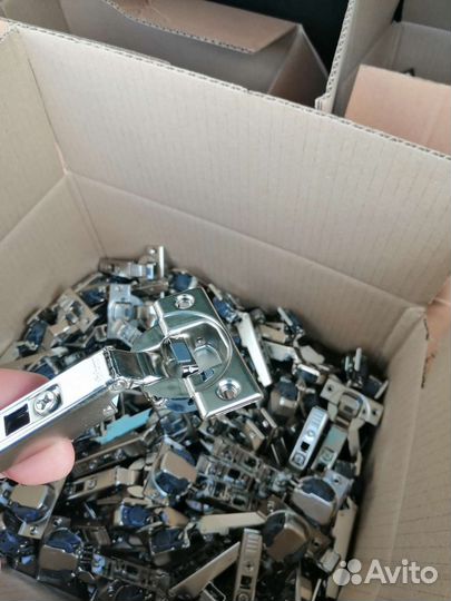 Мебельная фурнитура Blum