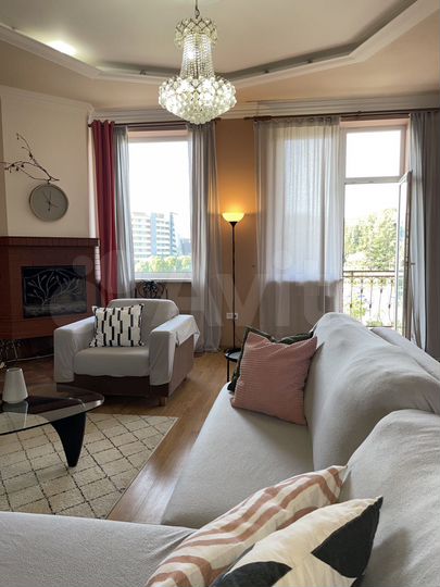 3-к. квартира, 134 м², 3/4 эт.