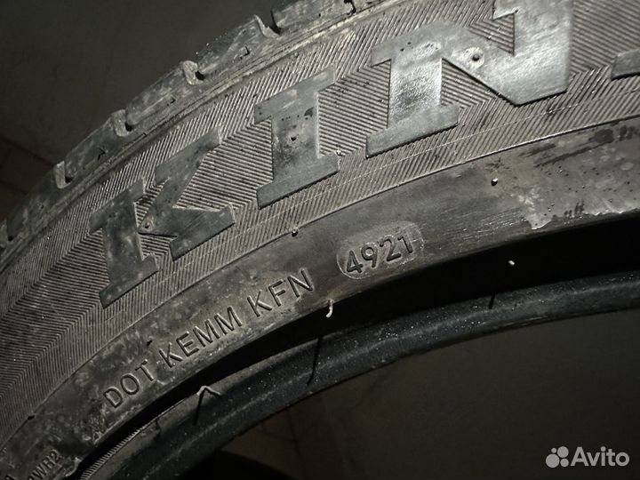 Kinforest KF-550 275/45 R21