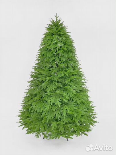 Ель искусственная с голубыми кончиками