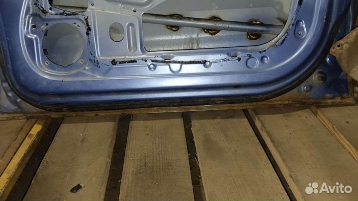 Передняя правая дверь Daewoo Matiz