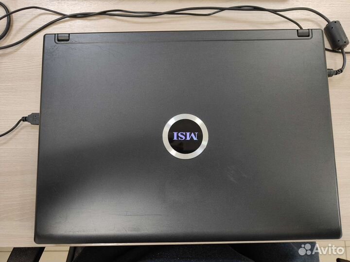 Ноутбук msi