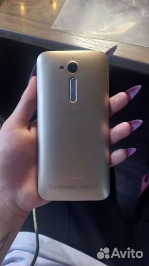 Телефон asus zenfone