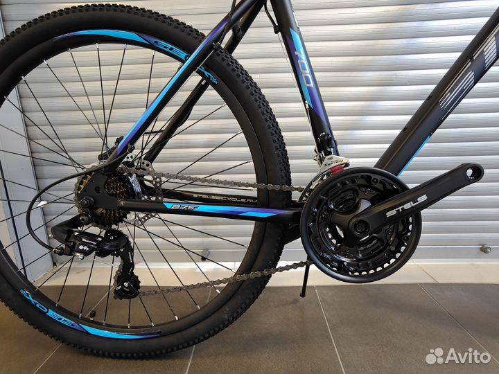 Велосипед горный Stels Navigator 700 MD 27.5