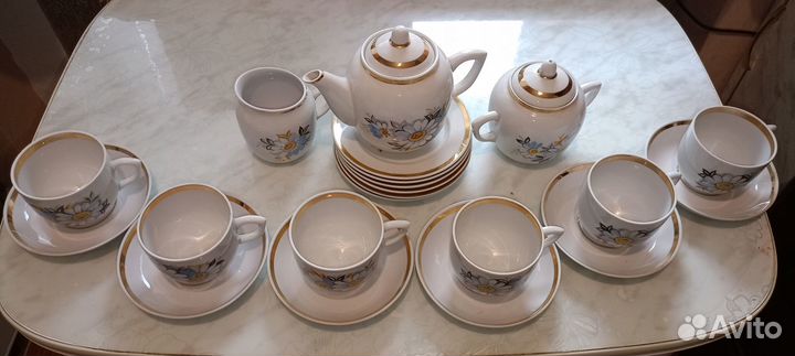 Сервис чайный фарфоровый.ссср
