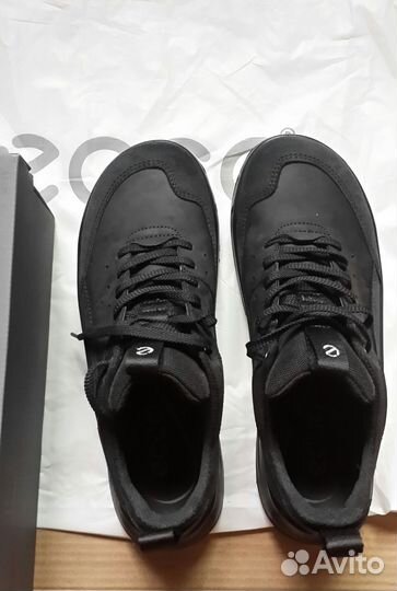 Новые кроссовки ecco