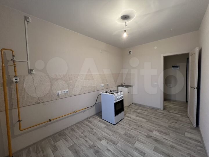 1-к. квартира, 35 м², 8/8 эт.