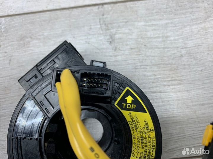 Шлейф руля Toyota Avensis универсал 3ZZ-FE 2008