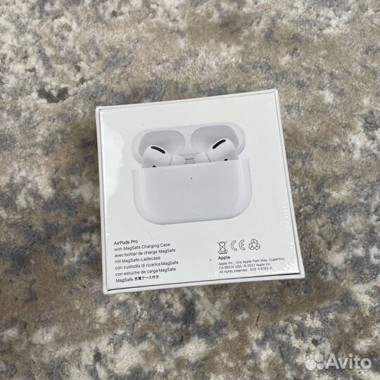 Наушники Apple AirPods Pro