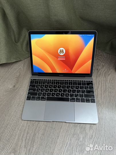 Macbook 12 2017 (i5,512gb)