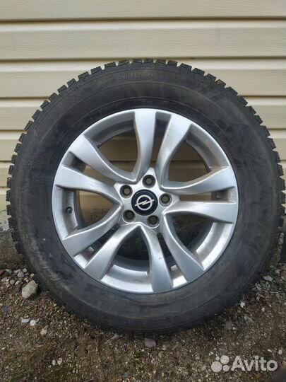 Avatyre Freeze 215/65 R16