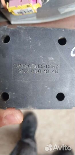 Компрессор центрального замка mercedes-benz c180 w