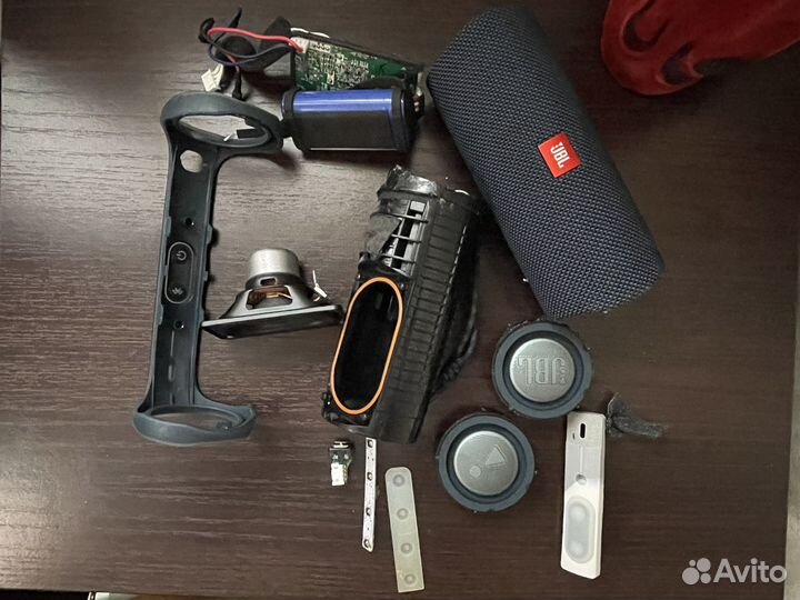 Колонка JBL FIP 5