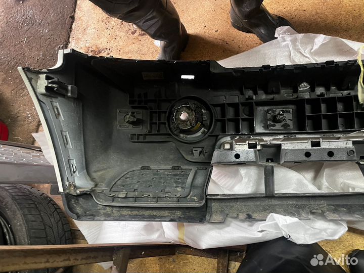 Бампер передний на Range Rover Vogue