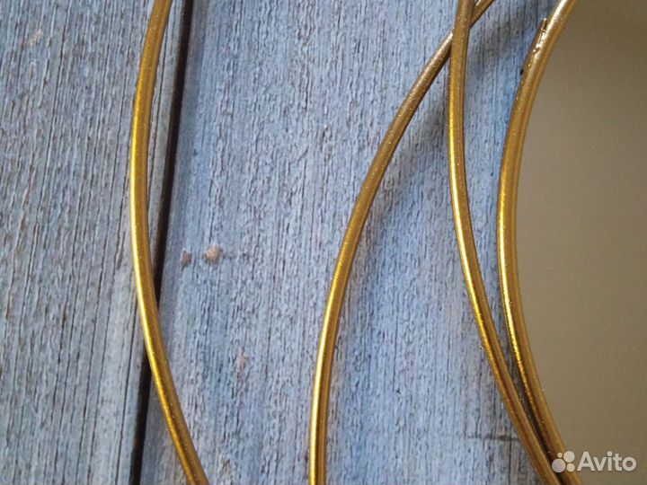 Декоративное настенное зеркало