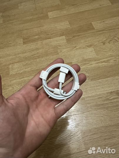 Кабель Apple USB-C to Lightning Cable 1 м, белый
