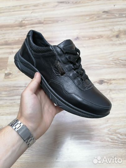 Кроссовки мужские демисезонные из натуральной кожи