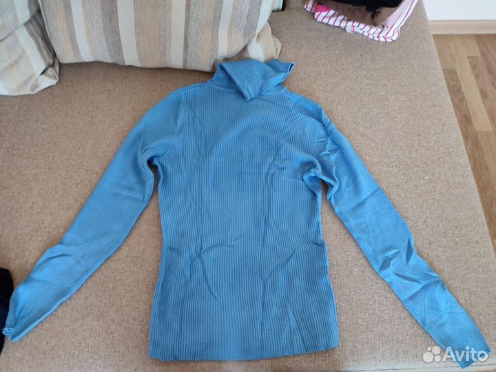 Вещи пакетом, разгружаю гардероб