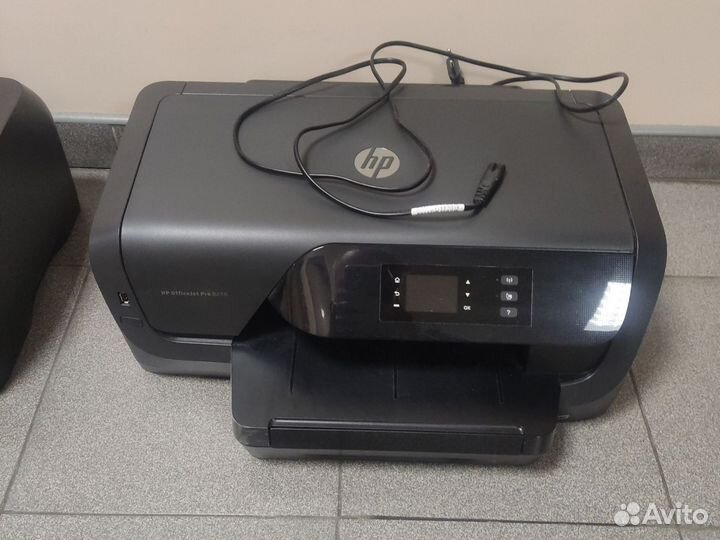 Принтер струйный цветной hp 8210