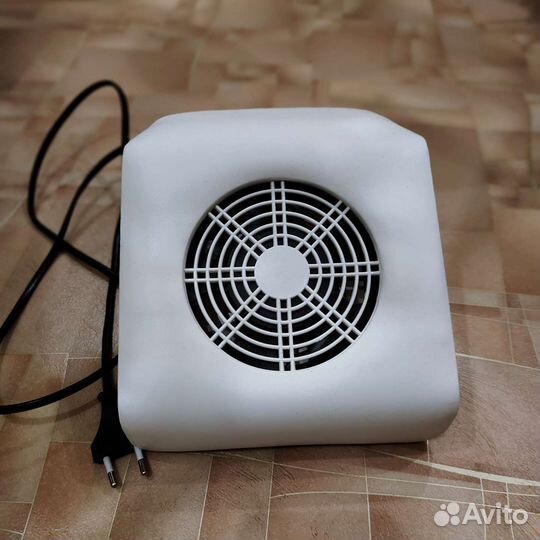 Пылесос для маникюра