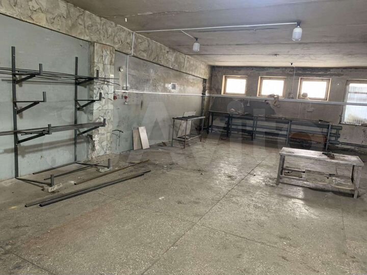 Недвижимость, 2000 м²