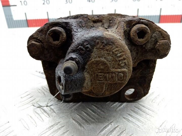 Суппорт передний левый Renault Clio 2