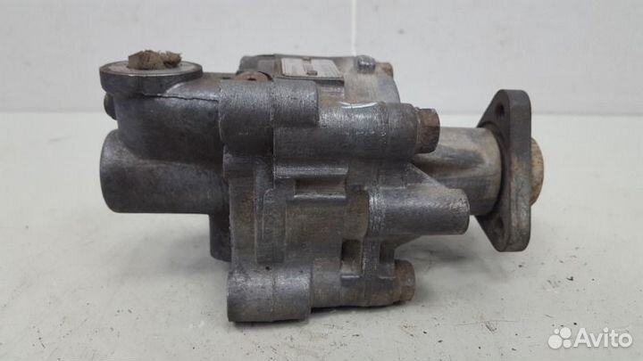 Насос гура гидроусилителя руля Audi 100 C4 4A2 SH