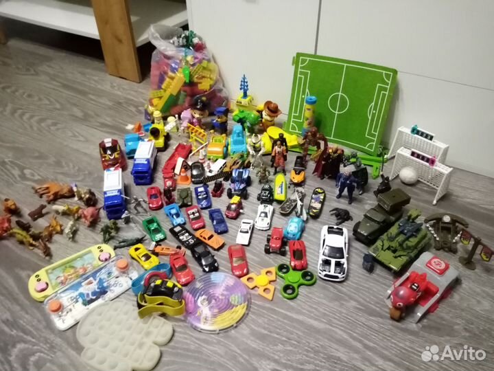 Игрушки пакетом для мальчика