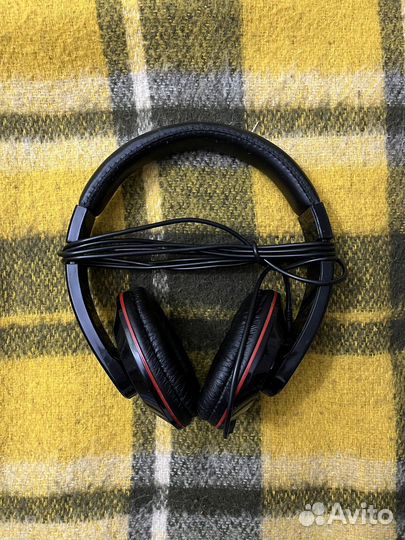 Наушники Ritmix проводные для плеера/телефона