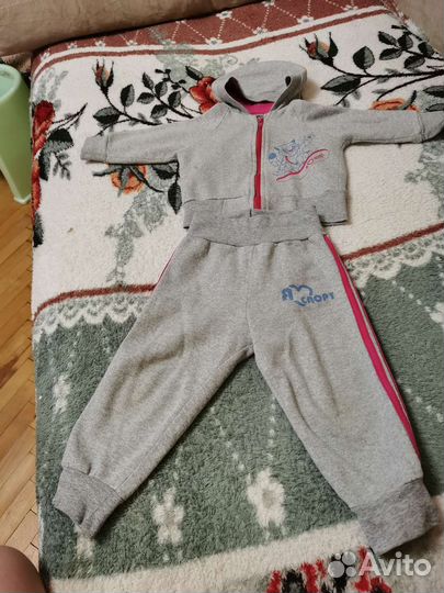 Спортивный костюм