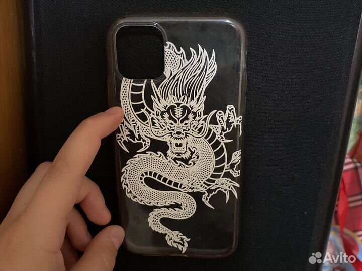 Чехол на iPhone 11
