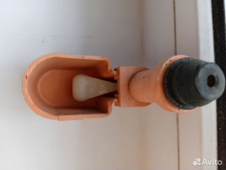 Поилка для птиц и хомяков