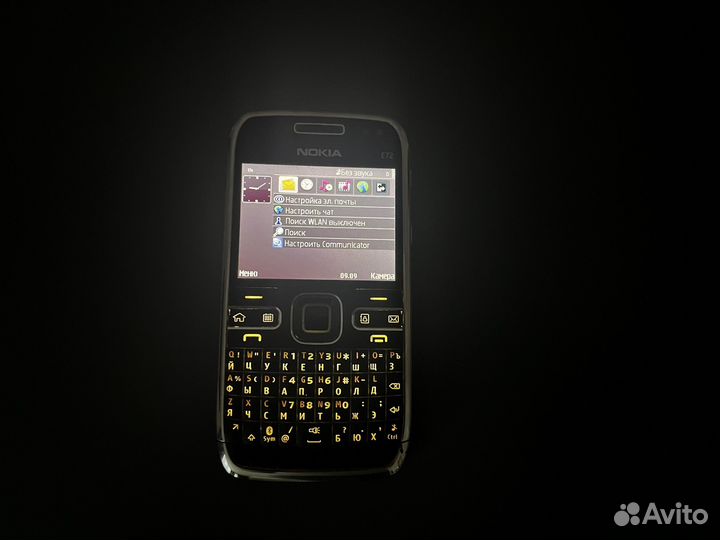 Nokia E72