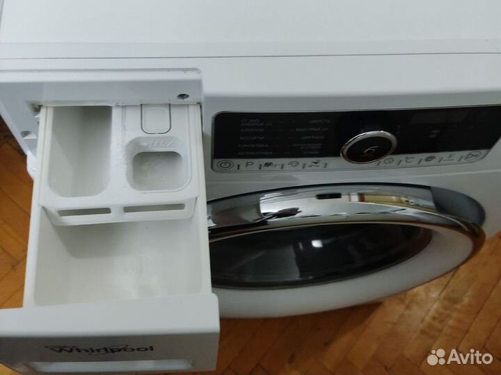 Стиральная Whirlpool 9 кг 1400 об