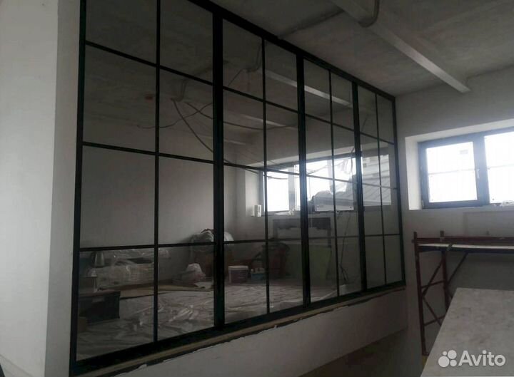 Раздвижная перегородка с матовым стеклом