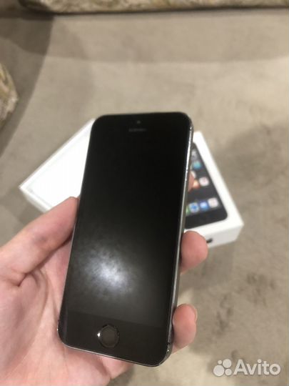 iPhone 5S, 16 ГБ