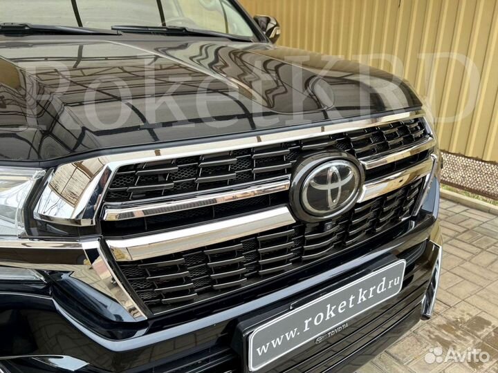 Обвес Toyota Land Cruiser 200 стиль 21 + решетка