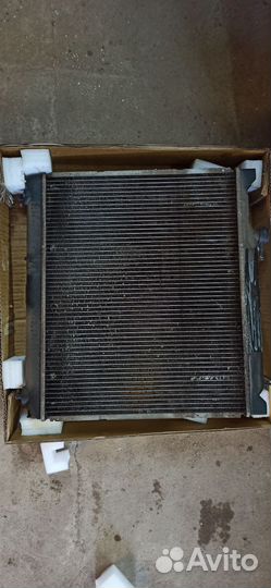 Радиатор на Сузуки Гранд Витару