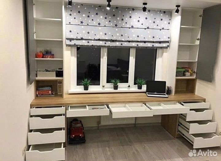 Рабочая зона с кроватью