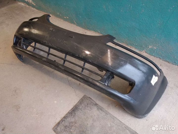 Продам передний бампер на Шевроле Авео Т200