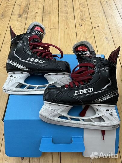Хоккейные коньки bauer