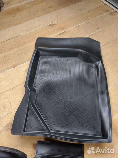 Резиновые коврики Калина,Гранта