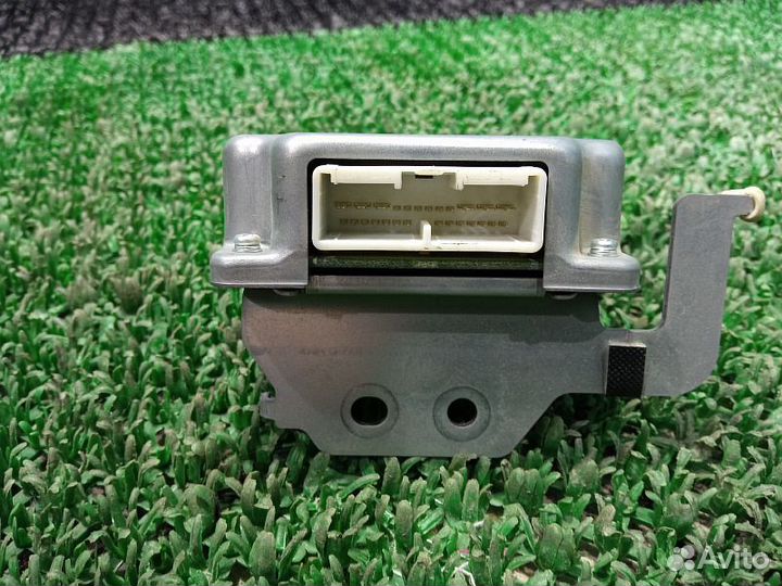 Блок управления блокировкой дифференциала Nissan P